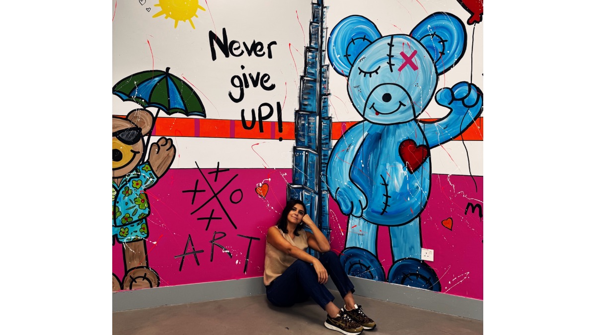 Duvarlar sanatla konuşuyor: Türk sanatçının eser serisi Dubai’deki otelde hayat buluyor