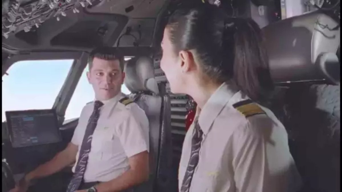 THY reklam filmi duygulandırdı:  Hastane odasında kesişen yollar şimdi de kokpitte bir arada