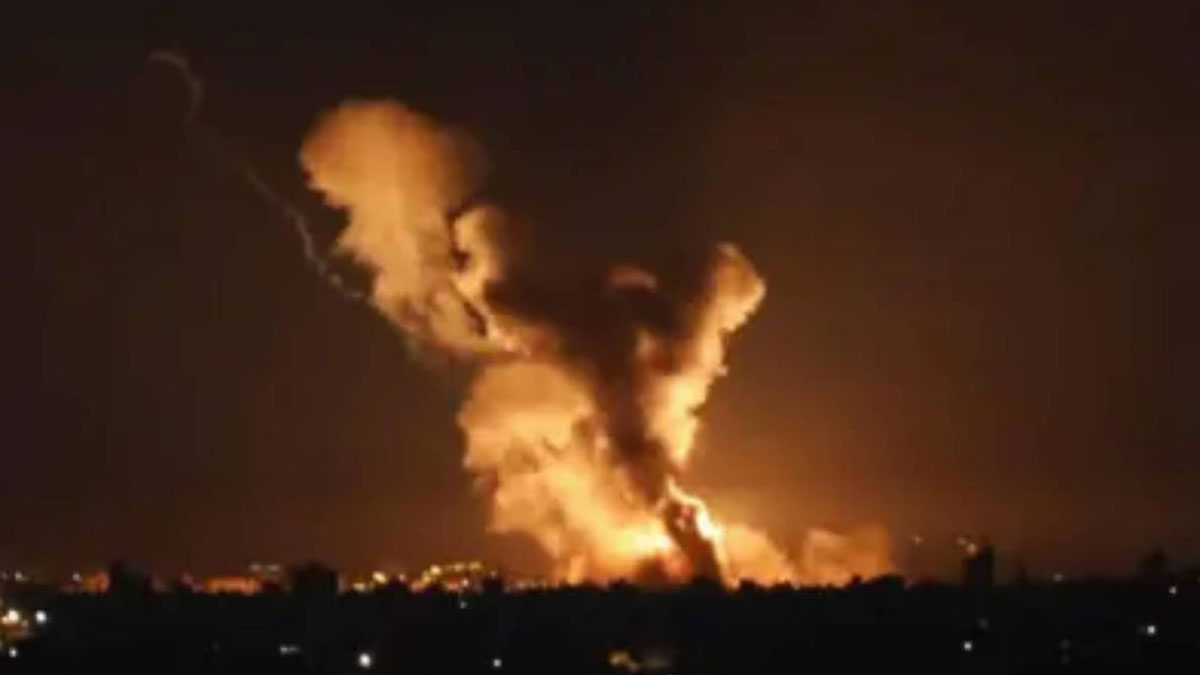 İsrail'den Lübnan'a yoğun hava saldırısı: Sivil yerleşimlere yakın noktalar vuruldu