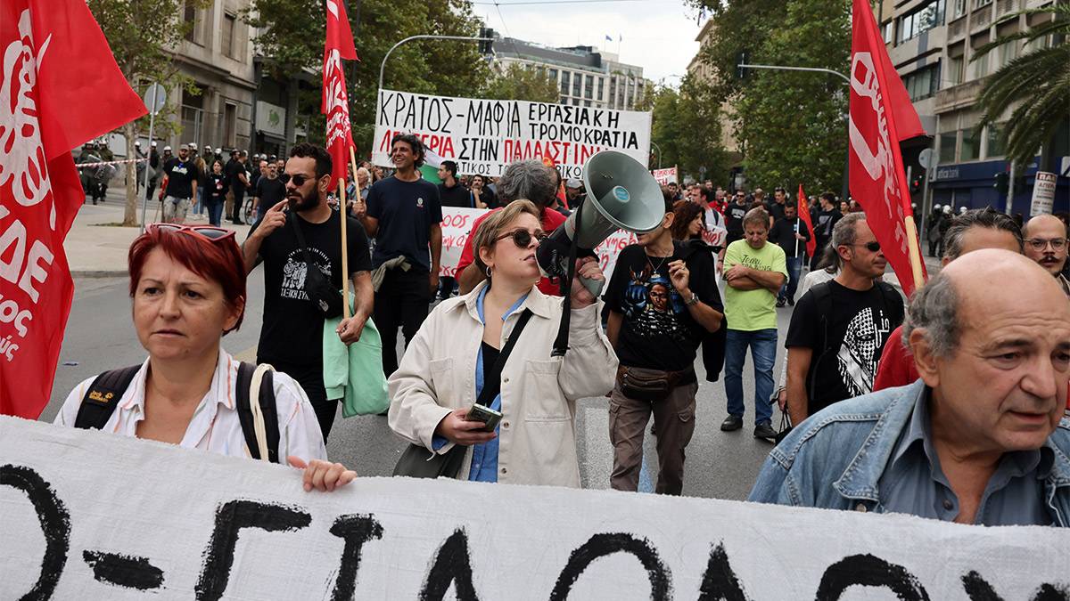 AB'de bir ilk! Protestolara rağmen Yunanistan'da çalışma süresi 13 saate çıktı