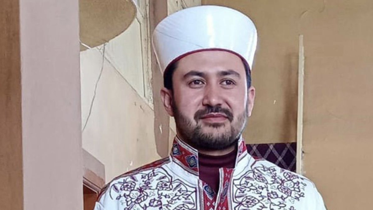 Cemaatini AK Parti mitingine götürmeyen imama Diyanet’ten ceza