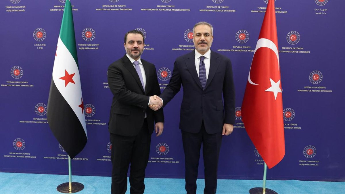 Bakan Fidan, Suriye Dışişleri Bakanı Şeybani ile görüştü