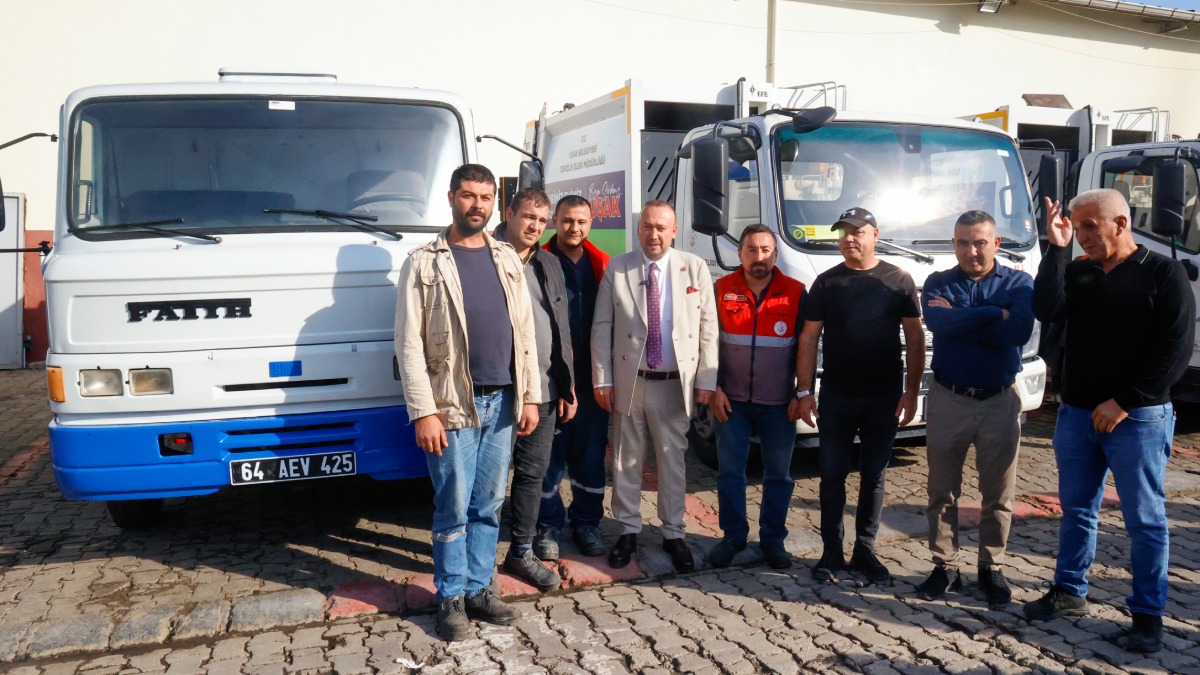 Uşak Belediyesinin geri dönüşüm malzemelerinden ürettiği ürünler görücüye çıktı