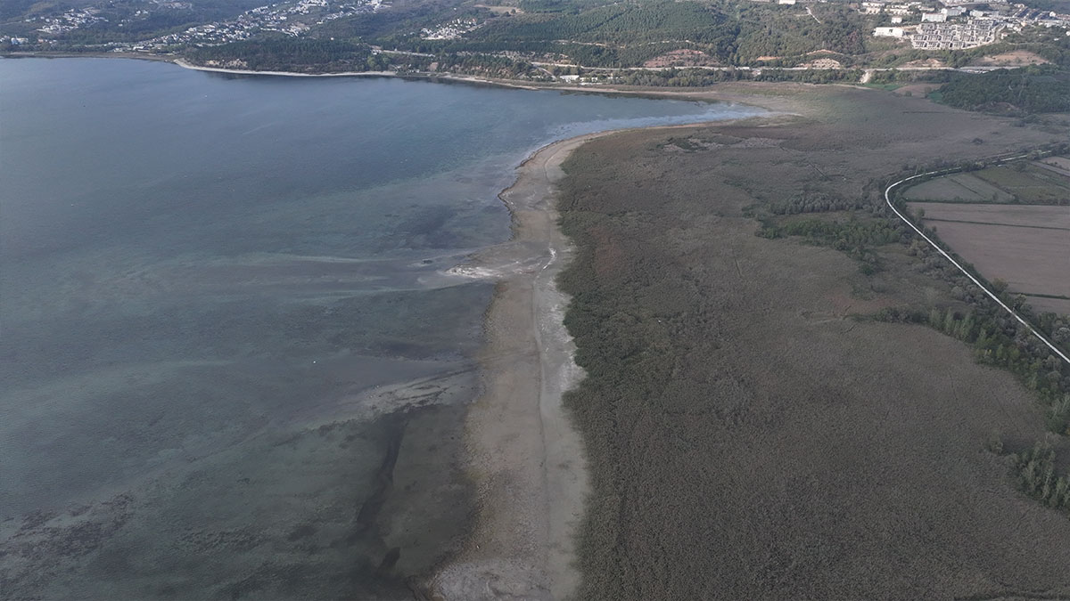 Sapanca Gölü'nde doluluk tarihinin en düşük seviyesine geriledi