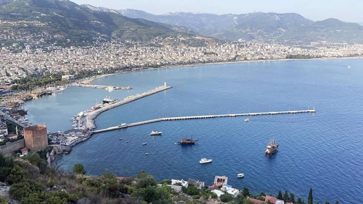 Alanya’da turizm sezonu uzadı: Doluluk oranı yüzde 95’e ulaştı