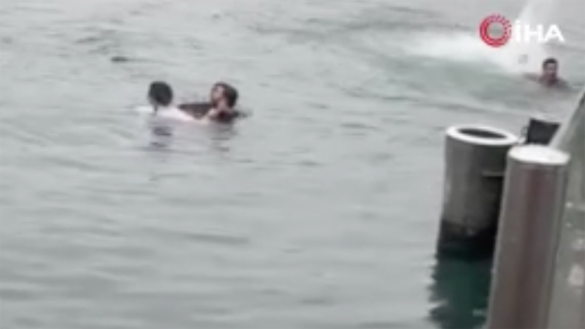 Kadıköy'de acı olay! 4 engelli denize düştü: 1 ölü