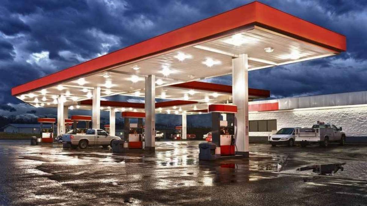 Akaryakıt sektöründe büyük değişim! Türkiye’nin köklü markasıydı: 24 yıllık akaryakıt devi satıldı