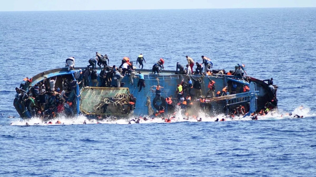 Lampedusa açıklarında facia: 91 göçmen kurtarıldı, 2 ölü
