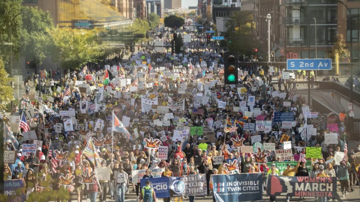 ABD’de “Krallara Hayır” protestoları