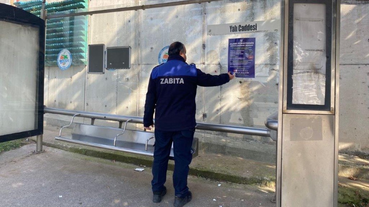 Kdz. Ereğli’de izinsiz afişler kaldırıldı