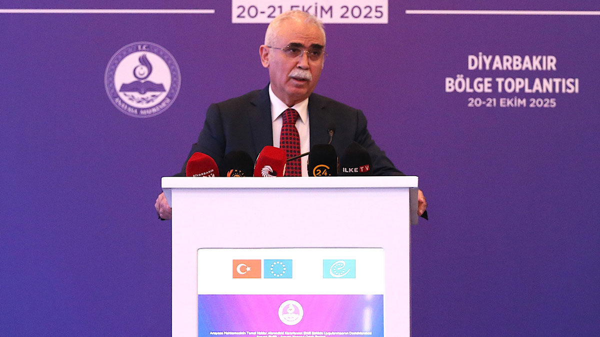 AYM Başkanı Kadir Özkaya: Adaletin zedelendiği yerde toplumsal barış da yara alır