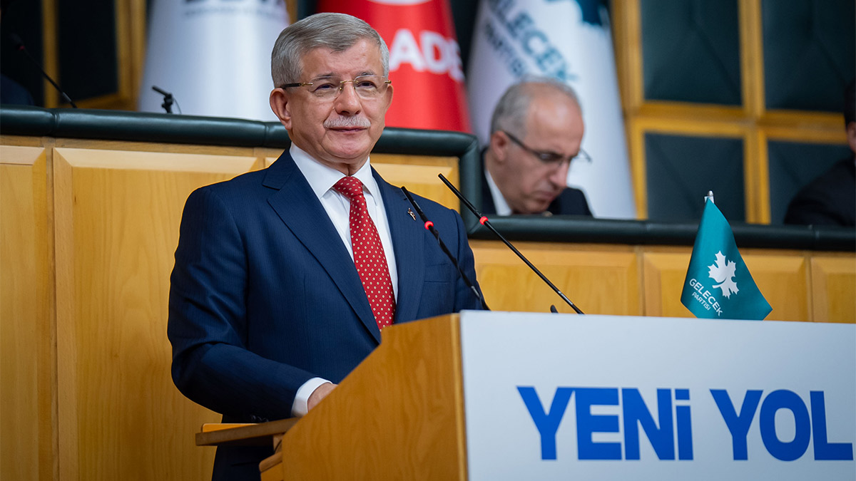 İsrail'in ateşkesi ihlalinin ardından Davutoğlu'ndan garantör ülkelere çağrı: Türkiye, Mısır ve Katar yaptırım uygulamalı