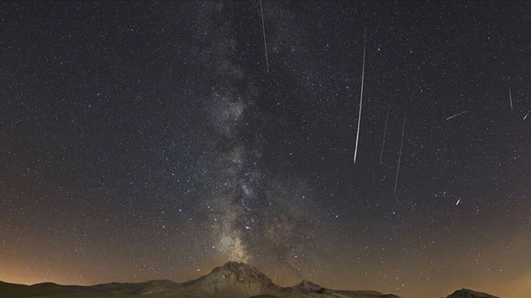 Kusursuz koşullarda Orionidler meteor yağmuru bu gece zirvede