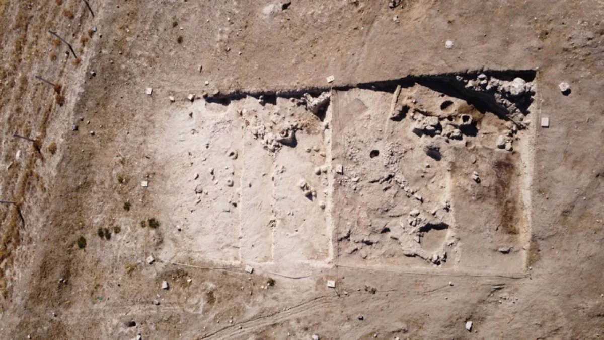 4500 yıllık tarihi keşif! Bakır Çağı'ndan bu zamana kadar ulaşmış: Yanmış ev gün yüzüne çıktı