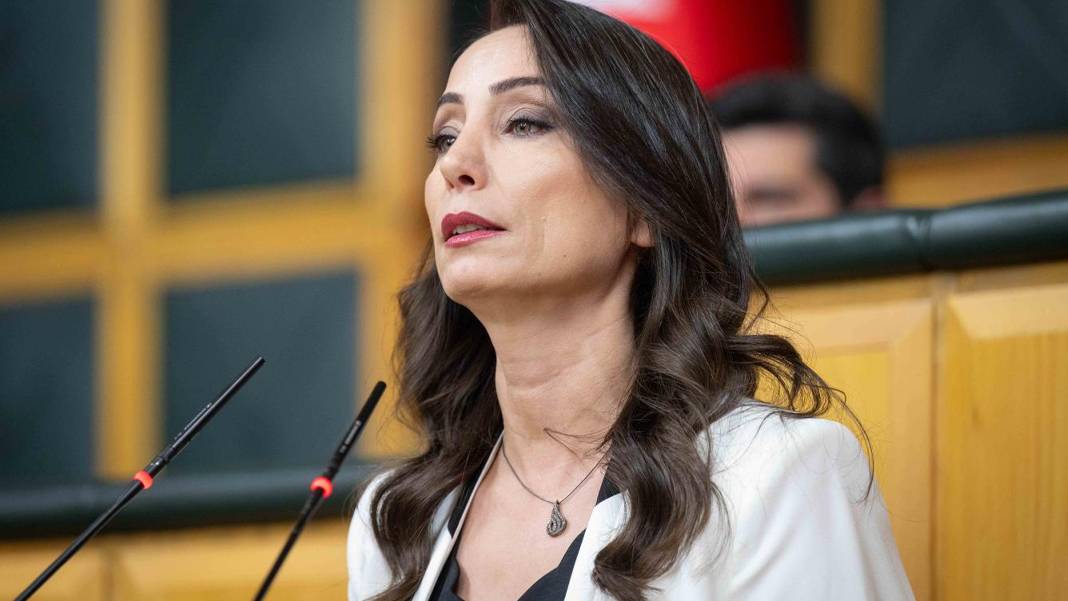 Tülay Hatimoğulları: Ekrem İmamoğlu ve tüm seçilmişler bu şekilde yargılanamazlar! Derhal serbest bırakılmalı