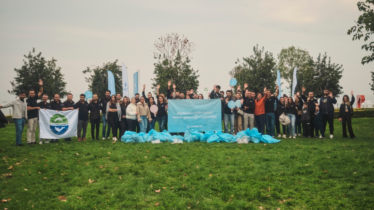 Waternet, Caddebostan sahilinde toplam 66 kg atık ve 3300 izmarit topladı