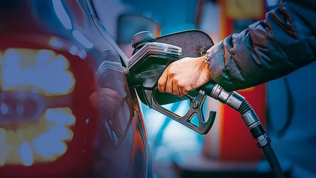 Motorine indirim geldi: Brent petrol düşüşü pompaya yansıdı