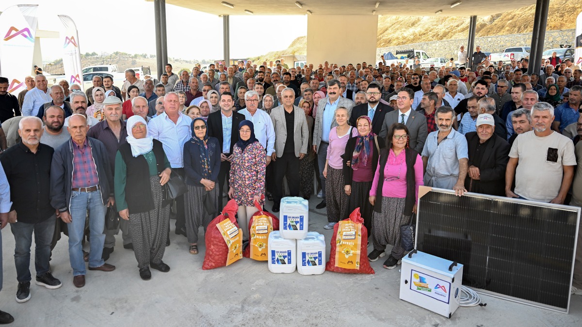 Büyükşehir’den üretimin kalbini attıran çiftçilere tarımsal destek