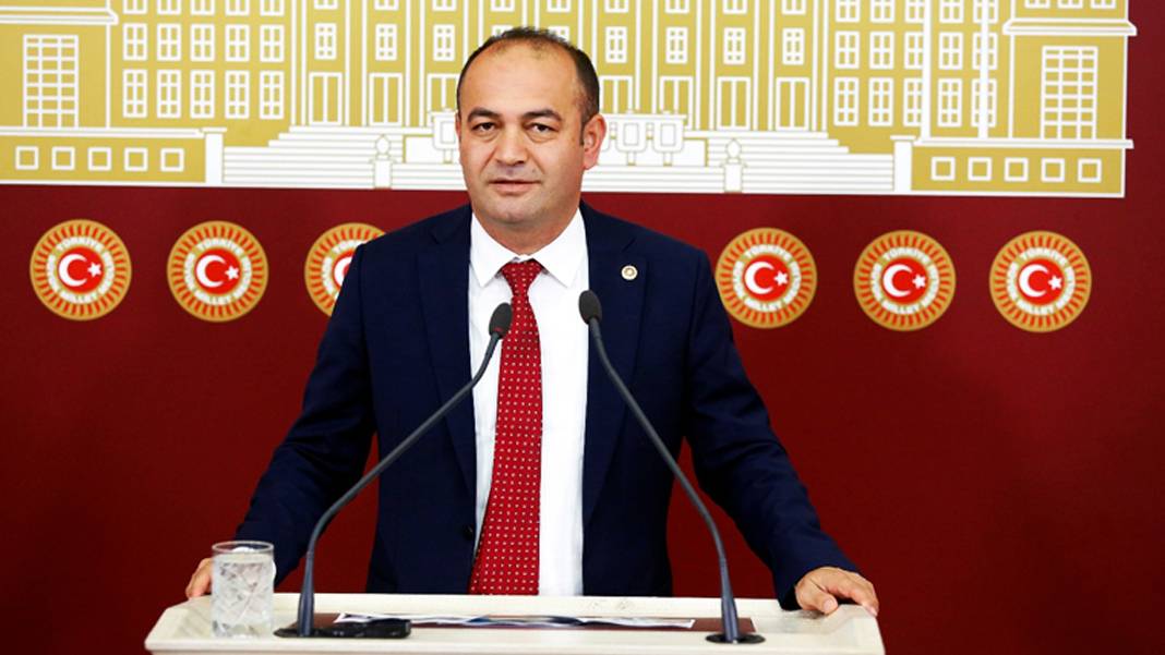 CHP'li Özgür Karabat: Aziz İhsan Aktaş iddianamesinde dağ fare doğurdu! Kendim için değil şoförüm için üzülüyorum