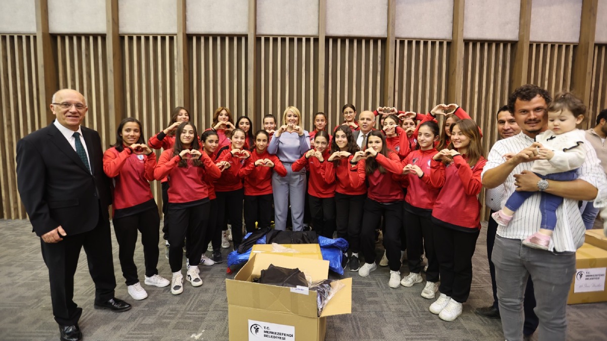 Yılmaz Vural amatör spor kulüplerine destek için Merkezefendi’de