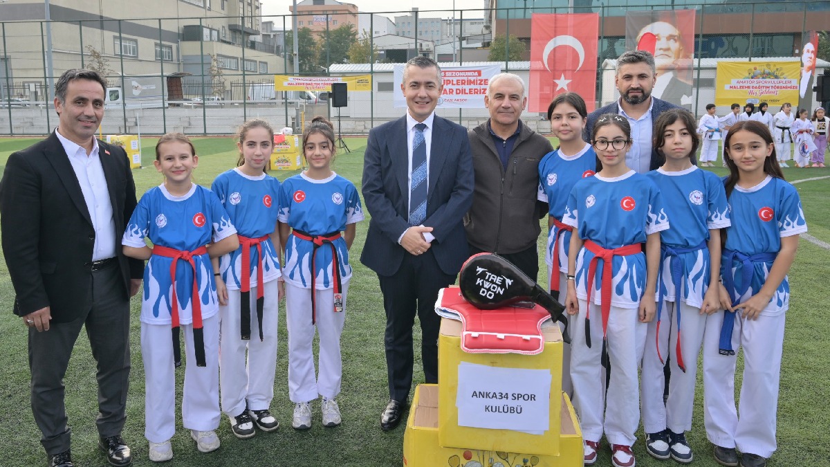 Esenyurt Belediyesinden amatör spor kulüplerine malzeme desteği