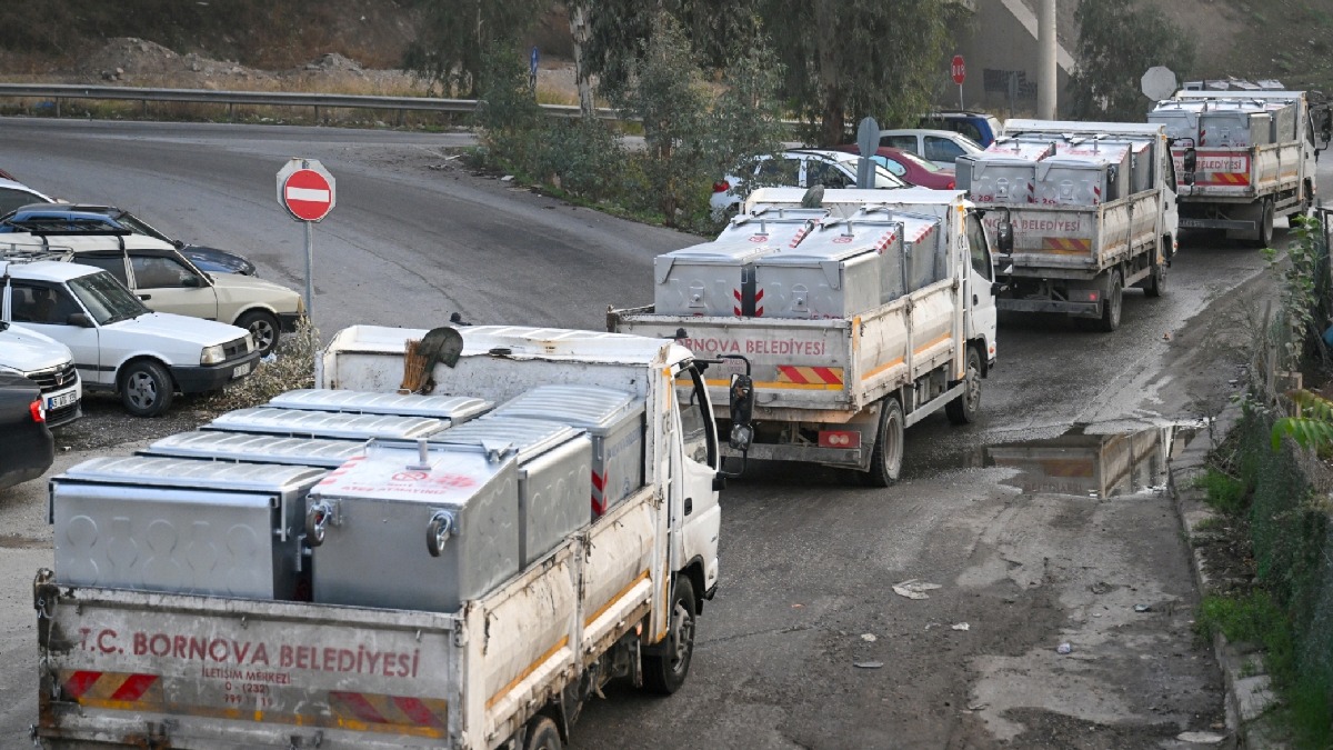 Bornova’ya 1000 yeni çöp konteyneri
