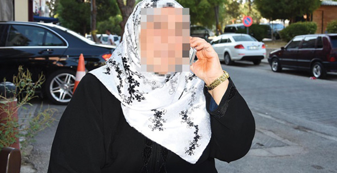 İzmir'de yaşayan Sadiye Y., Telefon dolandırıcılarını 4 kez yakalatıp pes ettirdi