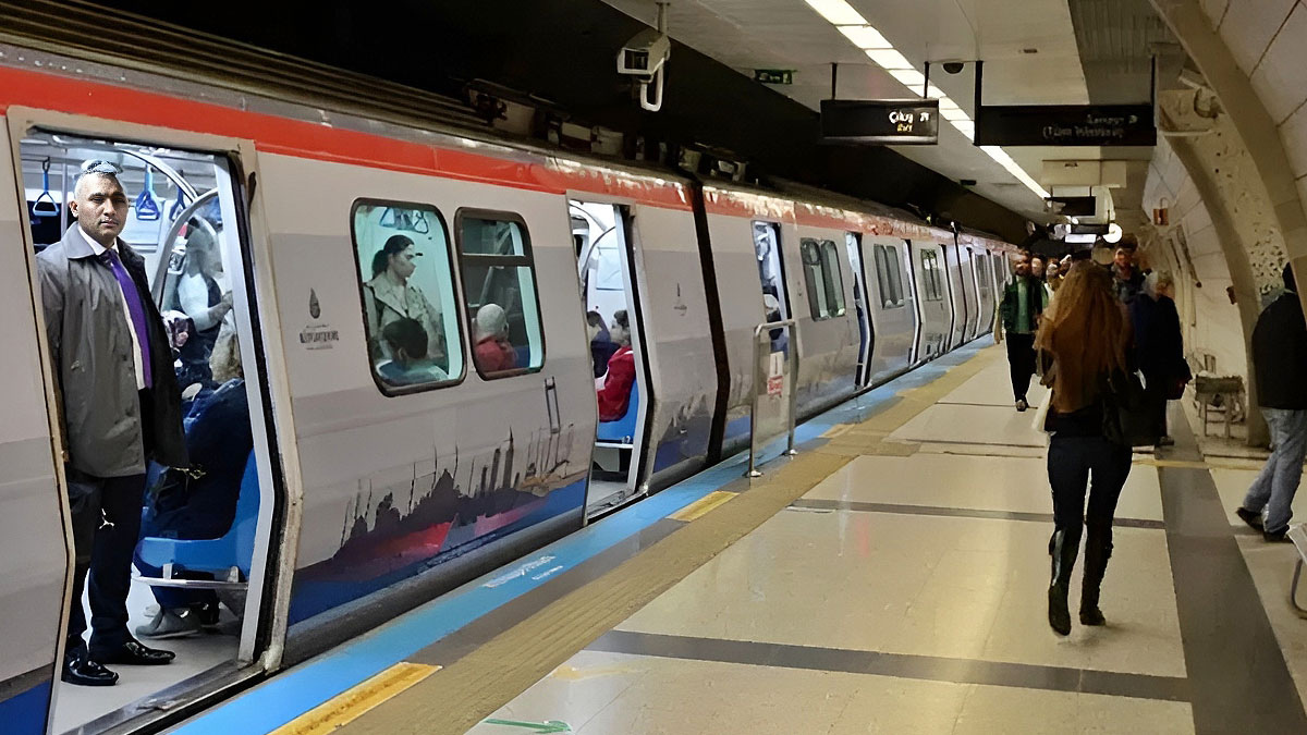 İstanbul'da yaşayanların bilmesi şart! İşte metroda deprem anı rehberi