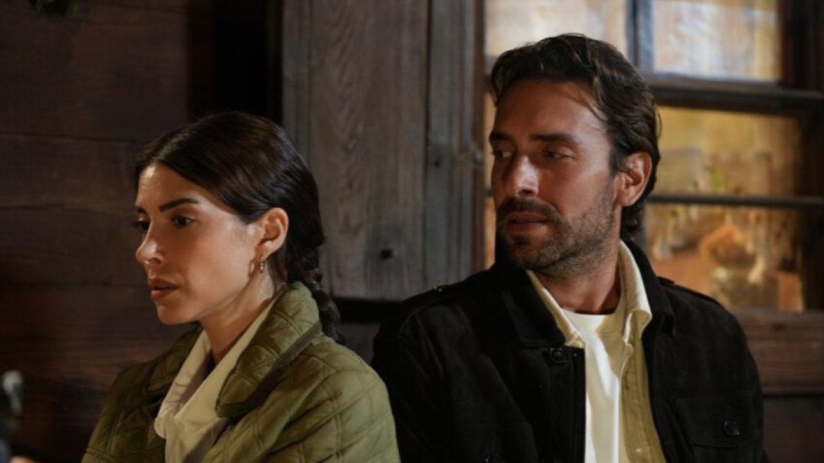 Cuma akşamlarının lideri değişti: Kızılcık şerbeti'nin saltanatı sona erdi! Taşacak Bu Deniz zirveyi kaptı:Horon teperek kutladı