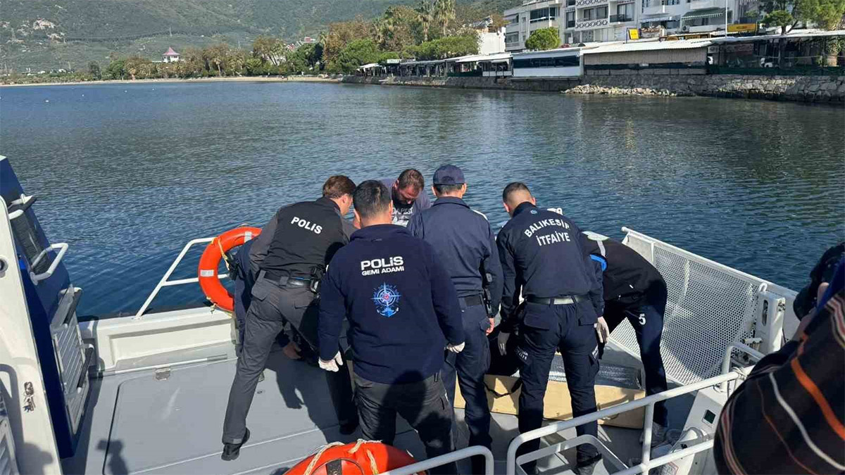 Erdek'te denizde erkek cesedi bulundu