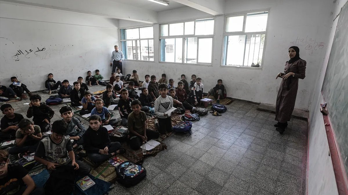 Gazze’de iki yıl sonra yeniden ders zili çaldı
