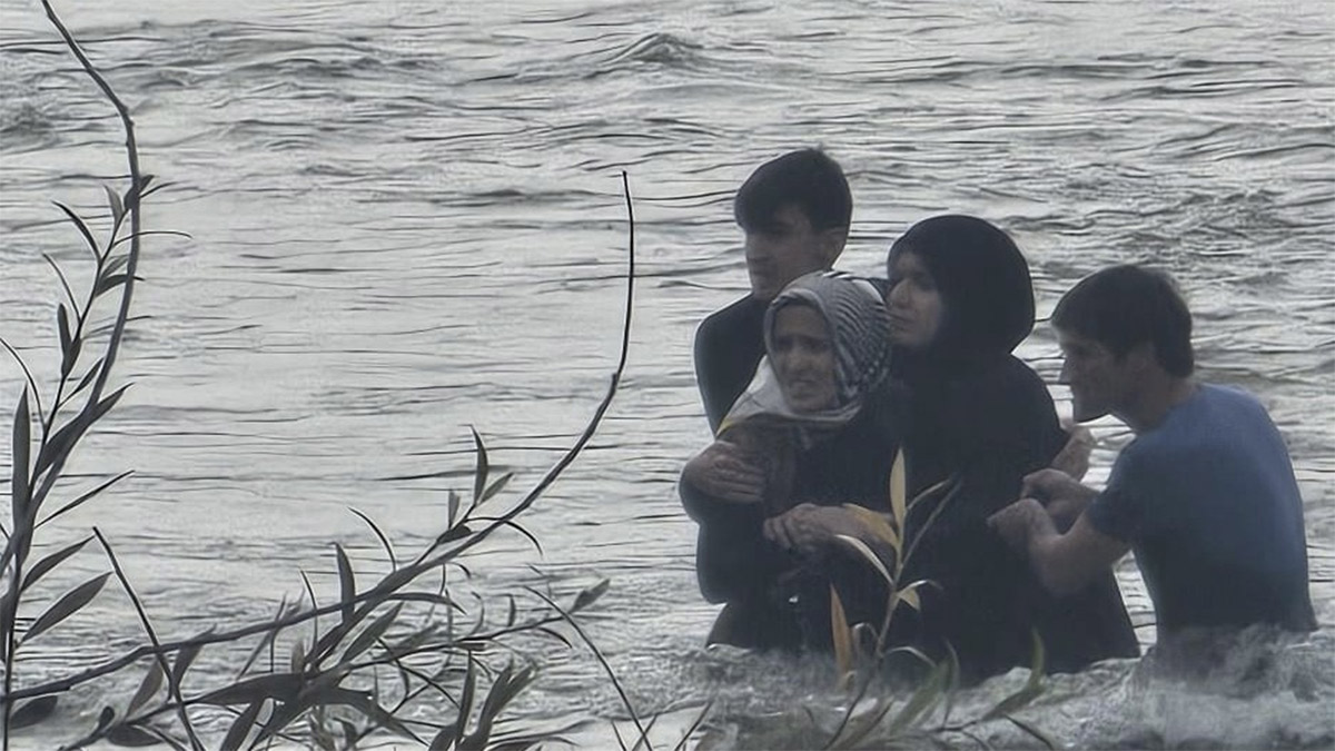 Piknik kabusa döndü! Birbirlerine tutunarak yardım beklediler