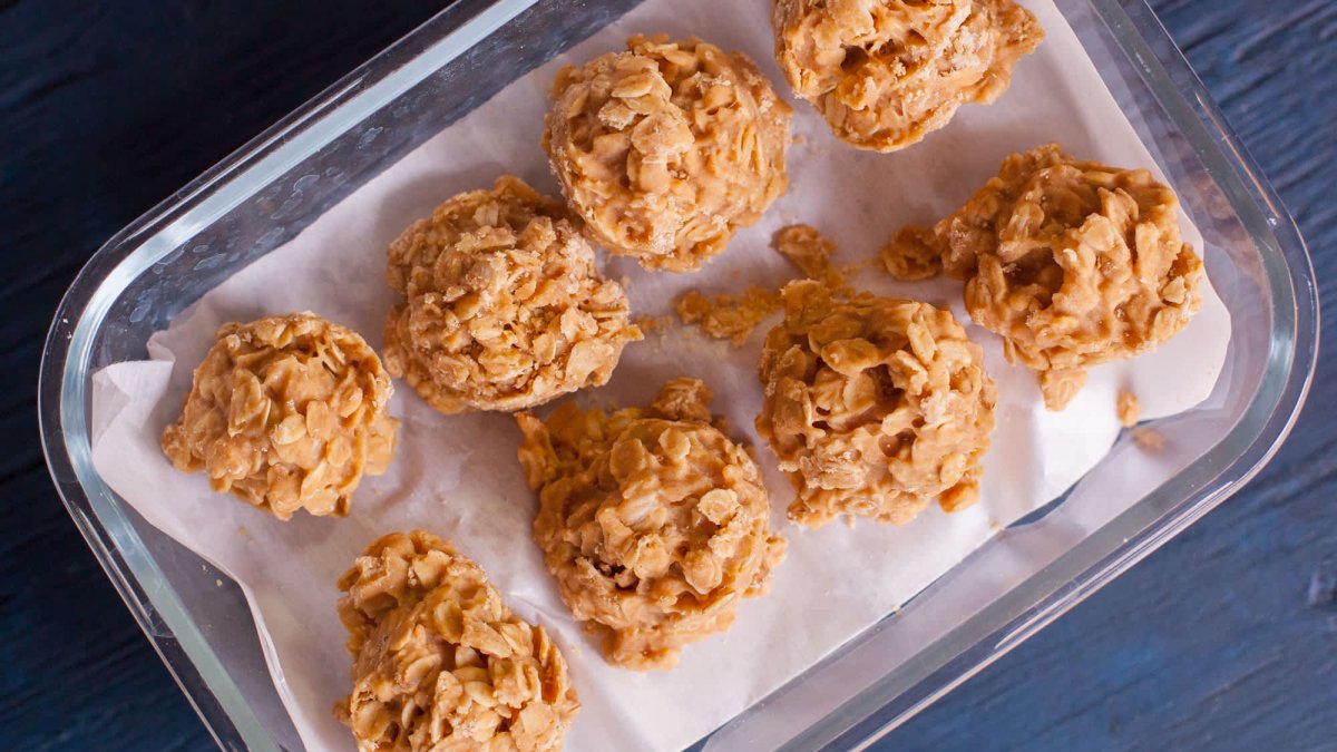 Pişirme yok, fırın yok: 15 dakikada hazır "no-bake" fıstık ezmeli kurabiye