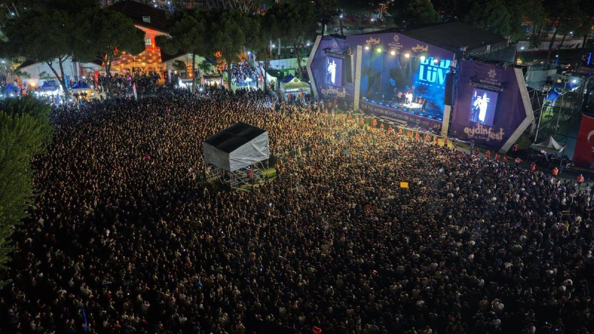 55 bin Aydınlı Aydınfest’te müzikle buluştu: Gençlik Festivali’nde coşku zirveye çıktı