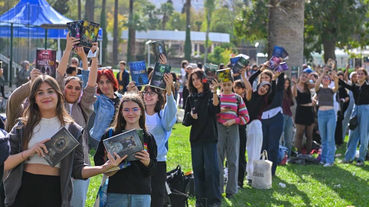 Edebiyat dünyasının kalbi Kültürpark’ta attı
