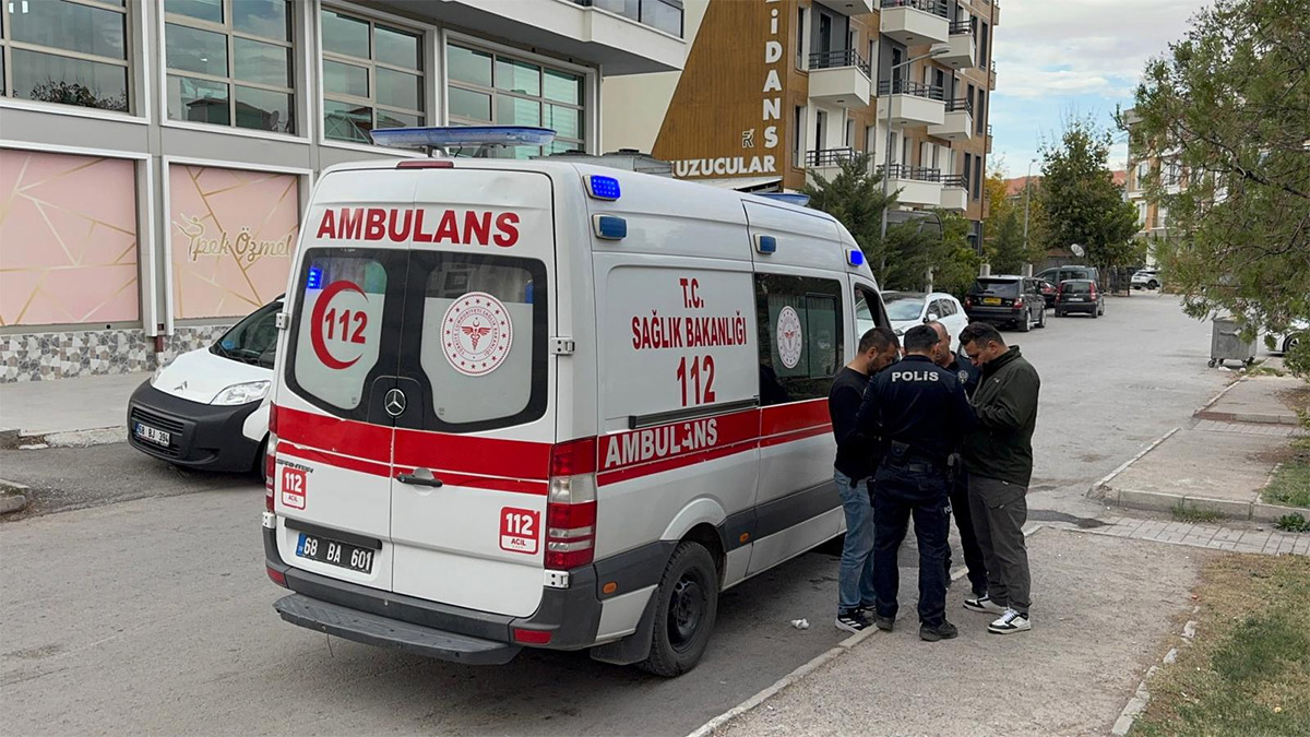 Aksaray'da 'çocuk'lar arasında bıçaklı kavga! 2 yaralı