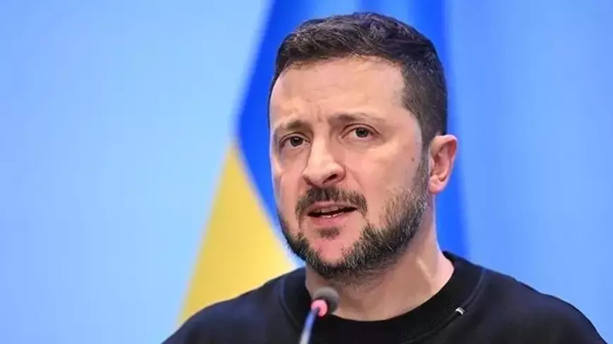 Zelenskiy: Rusya'ya karşı 250 savaş uçağı için çalışıyoruz