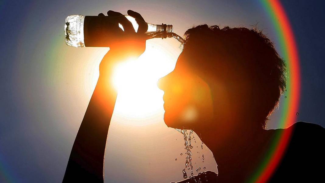 Sıcaklığa bağlı ölümler son 30 yılda yüzde 23 arttı: Küresel ısınma her dakika bir insanı öldürüyor