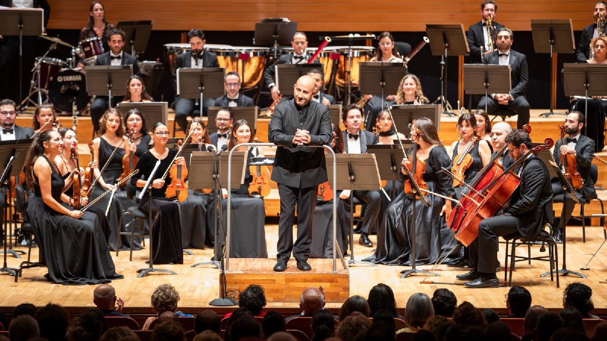 İzmir Oda Orkestrası'ndan Cumhuriyet Bayramı'na özel muhteşem konser