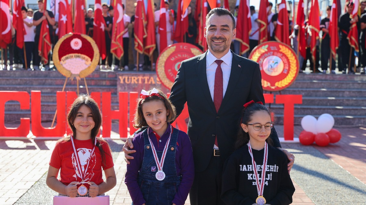 Cumhuriyet'in 102. yıl dönümü Manavgat’ta resmi tören ile kutlandı