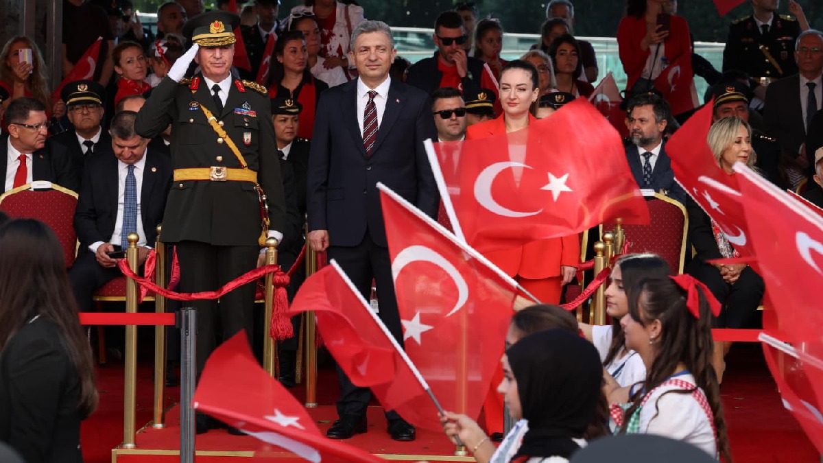 Antalya’da Cumhuriyet Bayramı coşkusu yaşanıyor