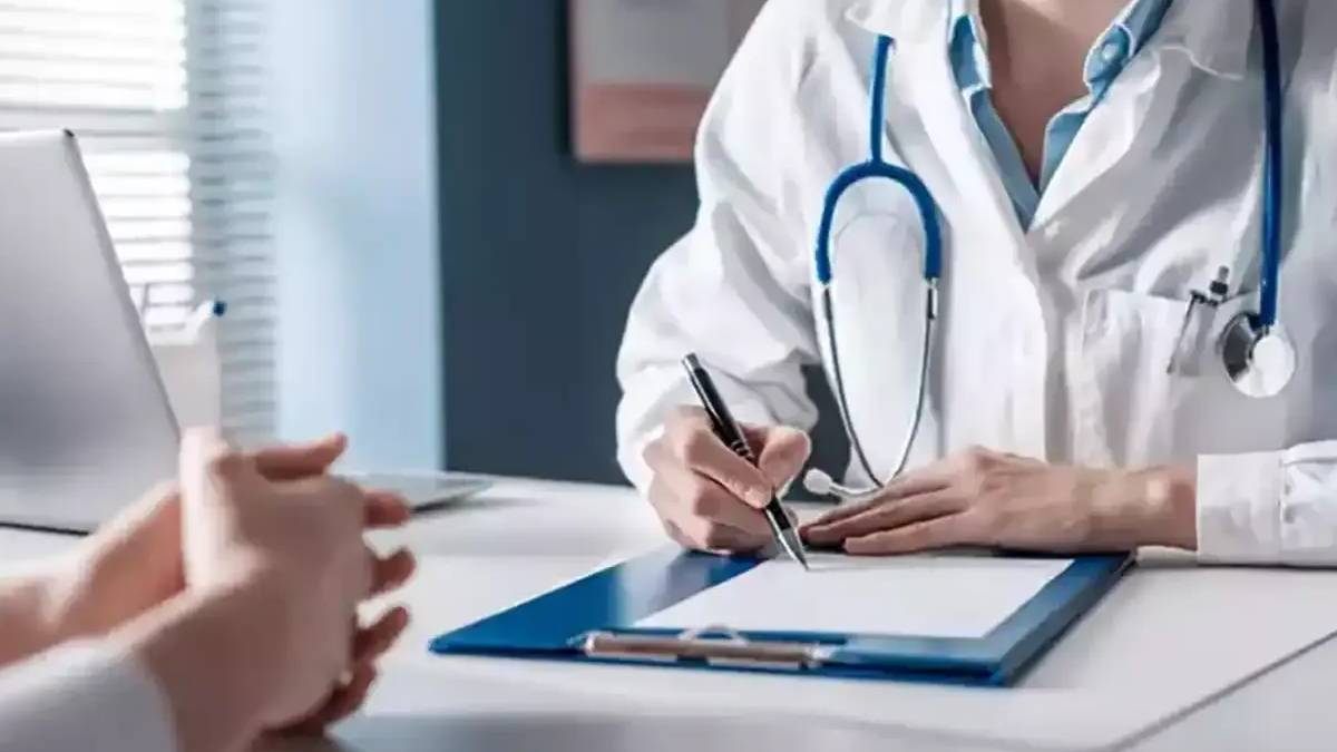 Randevu krizine Bakanlıktan tartışmalı çözüm: Aile hekimleri bir günlük eğitimle dermatolog oldu