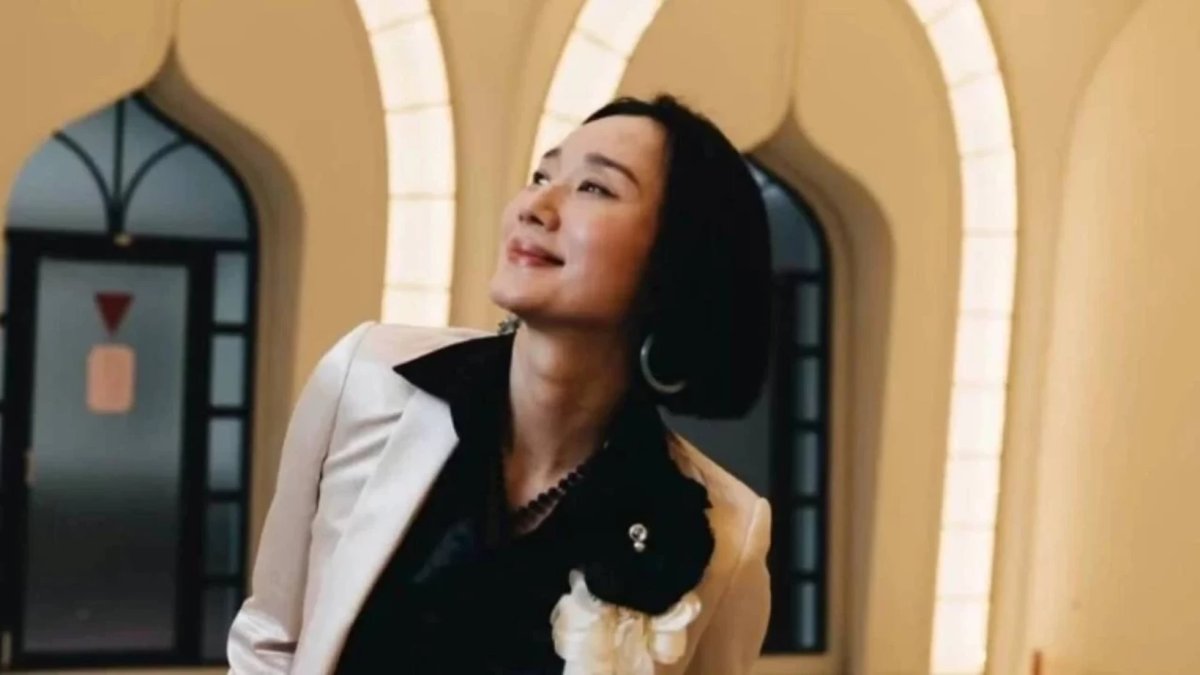 Tayvanlı şarkıcı ve oyuncu Tang Na hayatını kaybetti