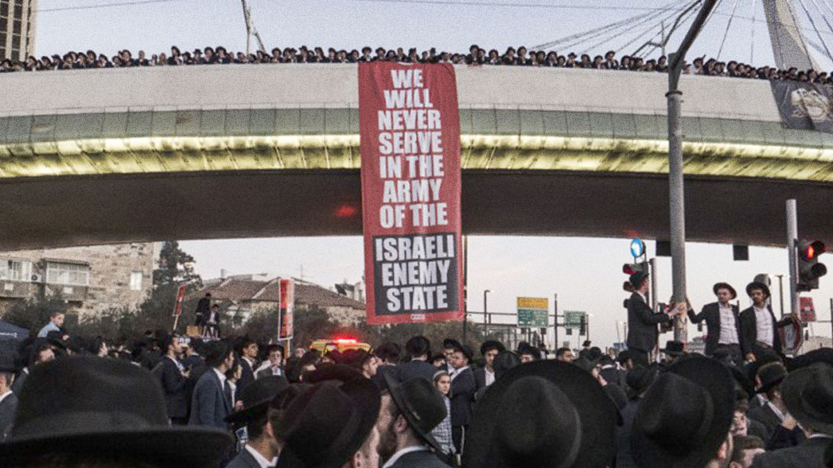 Binlerce Yahudi, askerlik yasa tasarısına karşı protesto düzenledi