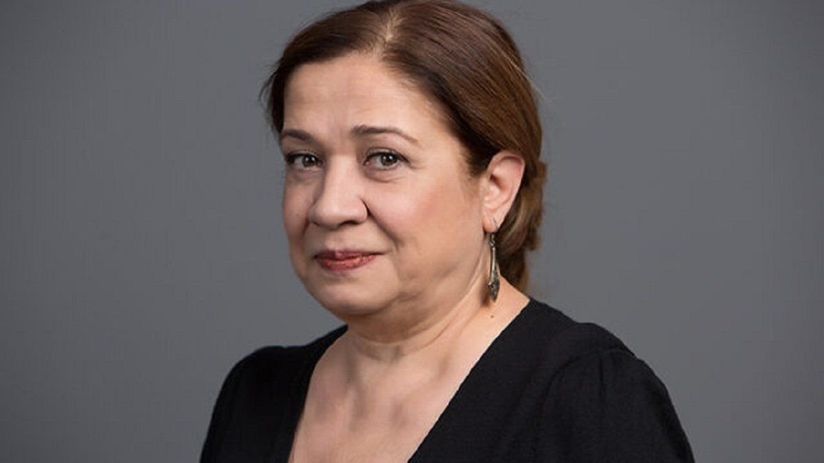 Kenan İmirzalıoğlu'nun yeni dizisi Abi'ye usta oyuncu Tülay Bursa katıldı: Rolü ne olacak?