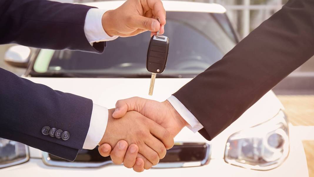 Dolandırıcılar araç satışında güvenli ödeme sisteminin boşluğunu buldu: 'Ödeme iste' tuzağı yayılıyor