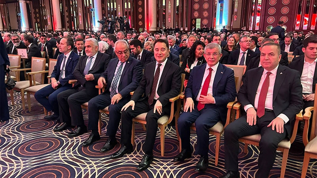 Babacan'dan 'AK Parti'ye dönecek mi?' sorusuna cevap: Partiden ayrılış nedenlerim hala geçerli