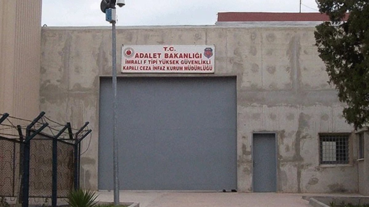 Öcalan, ailesi ile görüştü