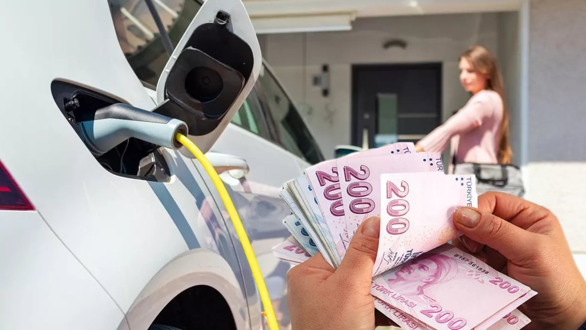 Elektrikli araçlarını evde şarj edenler dikkat! Emre Özpeynirci açıkladı: Faturanız daha da yükselecek