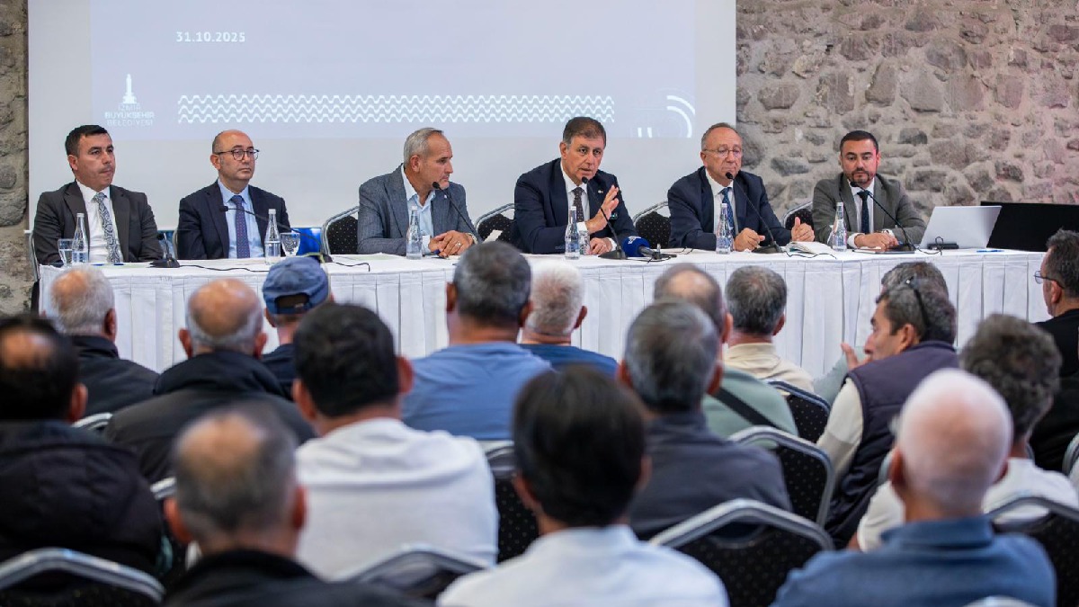 Başkan Tugay su ürünleri kooperatiflerinin temsilcileri ile buluştu